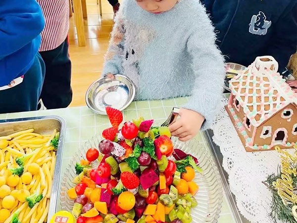 <b>私人定制定制黄色操逼视频</b>